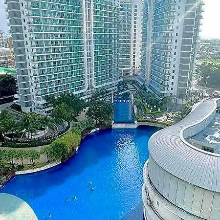 Azure Urban Beach Resort By Melrose Avenue