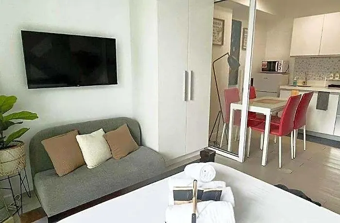 Azure Urban By Melrose Avenue فندق 5*