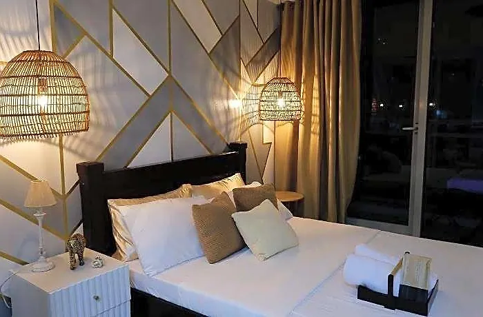Azure Urban By Melrose Avenue فندق 5*